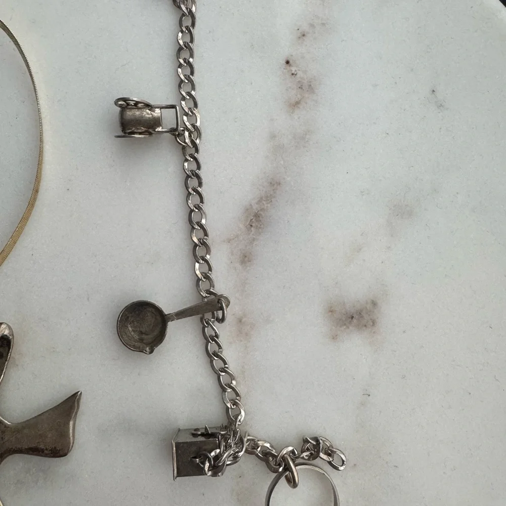 Silver jewelry, 5-needs polishing - Picture 6 of 8